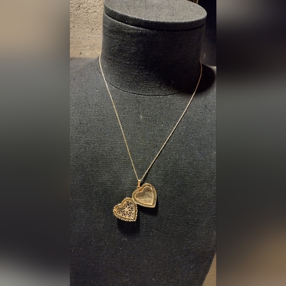 14k over sterling seed pearl locket necklace - Picture 16 of 16